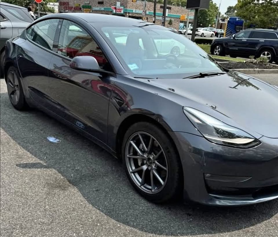 2023 Tesla model 3 Standard Range Plus Sedan 4D